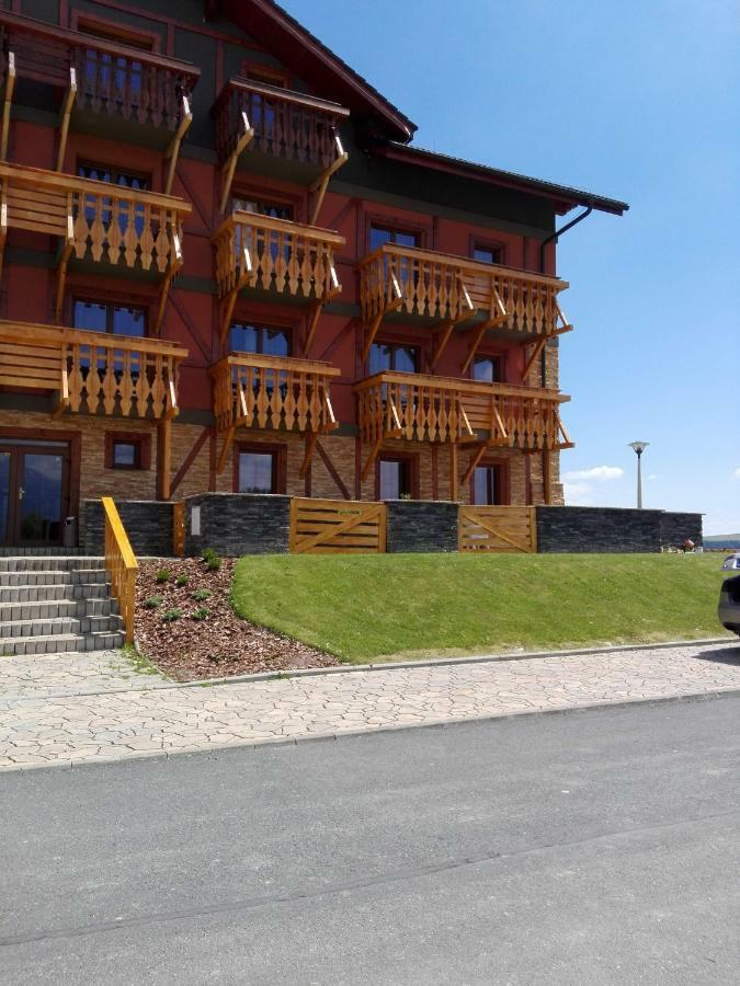 Apartman Fiona Vel'ka Lomnica Eksteriør billede
